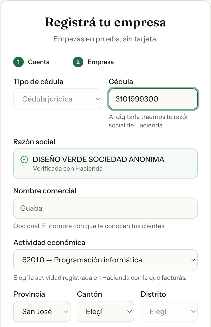 Paso 2 del registro: al digitar la cédula, la razón social llega del padrón de Hacienda ya verificada.